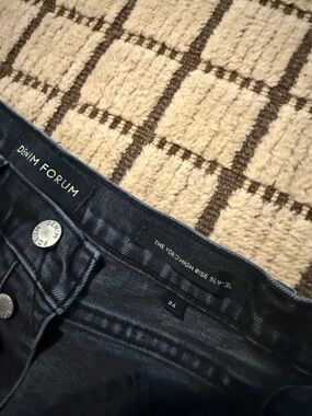 Denim Forum |26| High-Rise Slim Straight Jeans